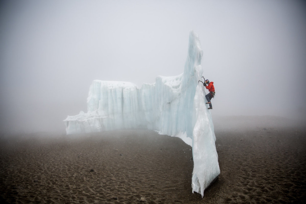 Ice in the mist © Christian Pondella