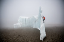 Ice in the mist © Christian Pondella
